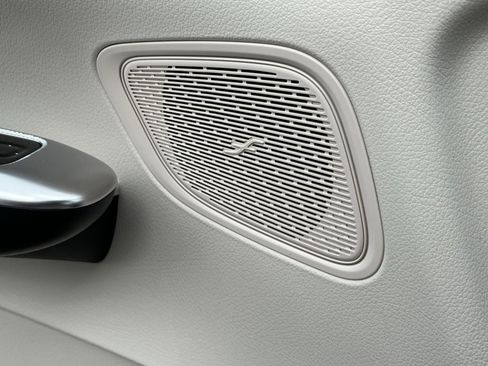 Certified 2024 Mercedes-Benz GLC 300 4MATIC image 34