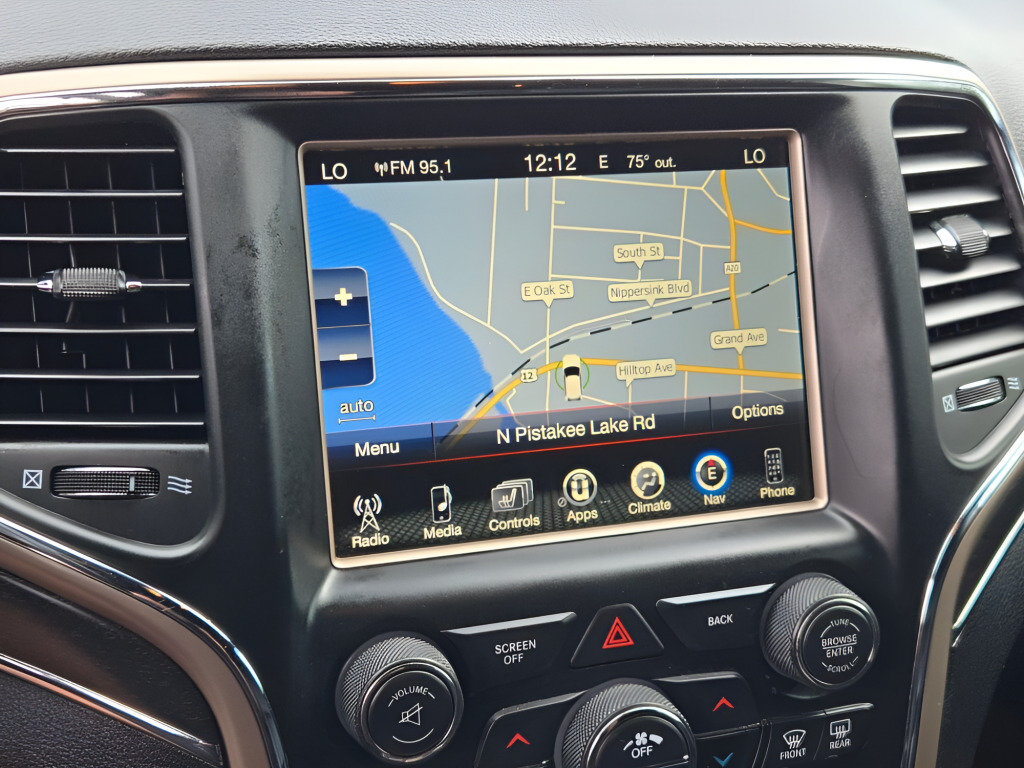 Used 2017 Jeep Grand Cherokee Limited AWD/4WD image 29