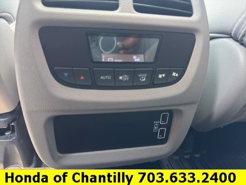 Used 2022 Honda Pilot Special Edition image 29