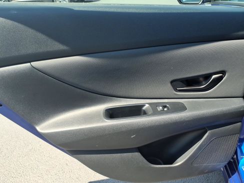 Certified 2025 Hyundai Elantra Sport FWD image 18