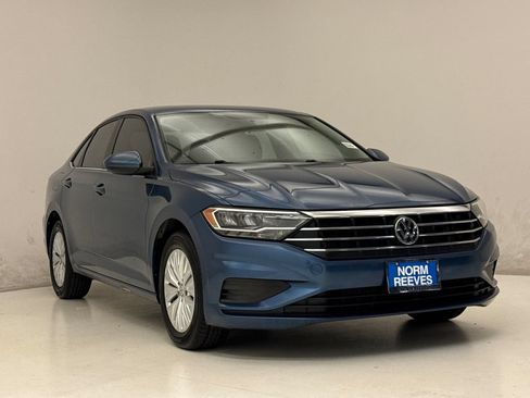 Used 2019 Volkswagen Jetta S w/ Driver Assistance Package FWD image 4