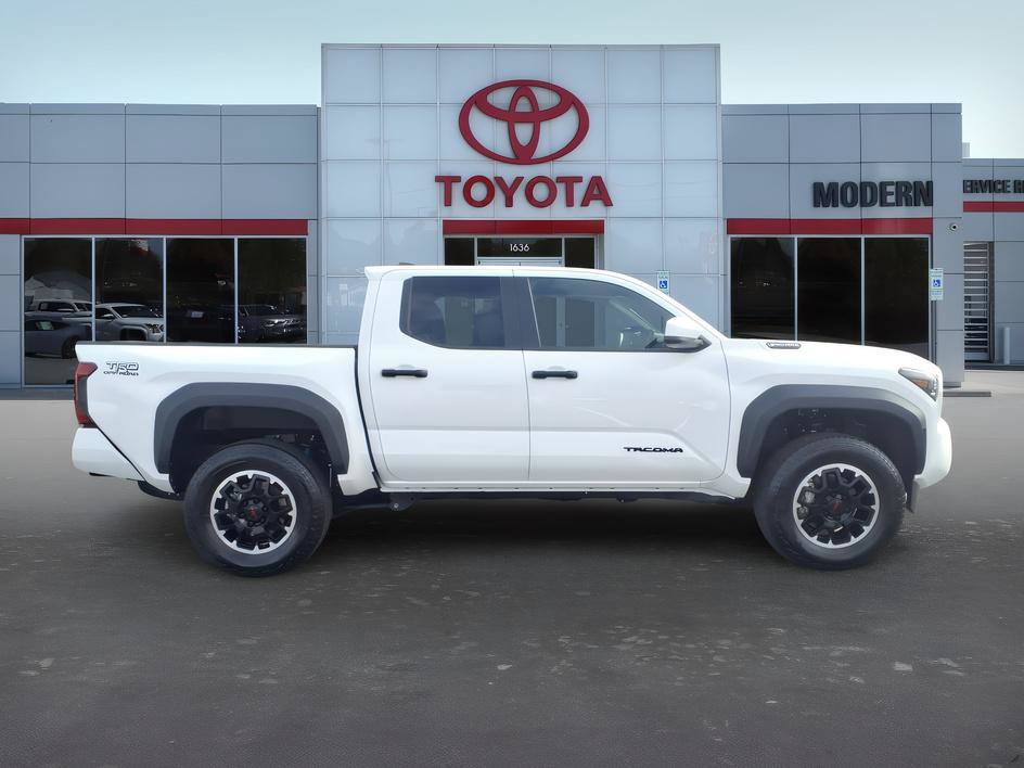 Used 2026 Toyota Tacoma TRD Off-Road AWD/4WD image 6