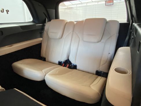 Used 2019 Mercedes-Benz GLS 450 4MATIC image 22