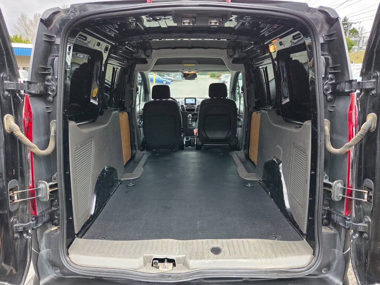 Used 2022 Ford Transit Connect XL FWD image 21