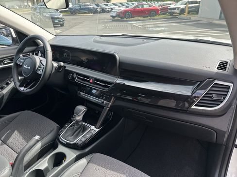 Used 2026 Kia Seltos S image 16
