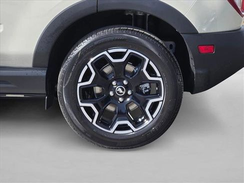 New 2025 Ford Bronco Sport Outer Banks image 8