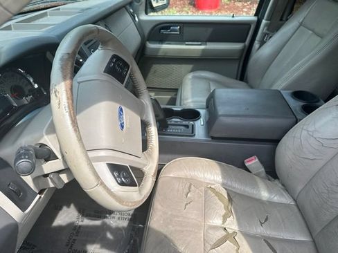 Used 2010 Ford Expedition EL XLT AWD/4WD image 14