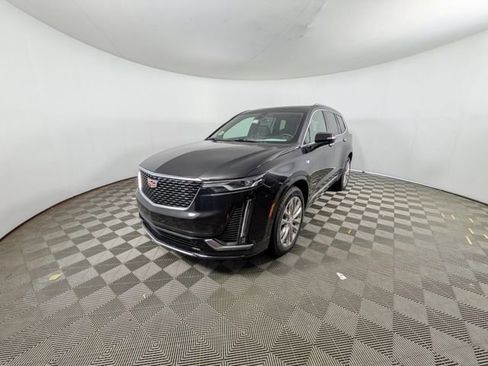 New 2025 Cadillac XT6 Premium Luxury w/ LPO, Floor Liner Package image 32