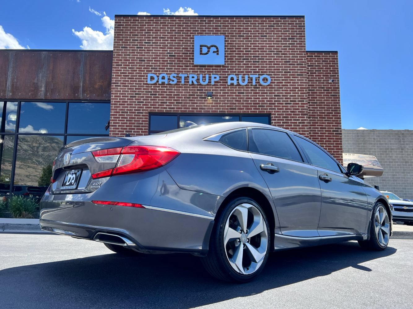 Used 2019 Honda Accord Touring image 6