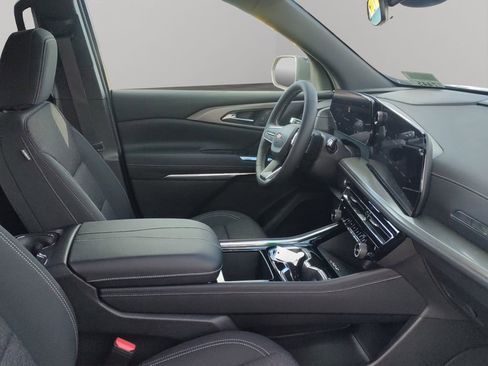 New 2026 Chevrolet Traverse LT w/ LPO, Floor Liner Package image 30