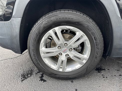 Used 2019 GMC Terrain SLE image 18