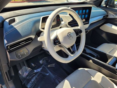 Used 2023 Volkswagen ID.4 S RWD image 12