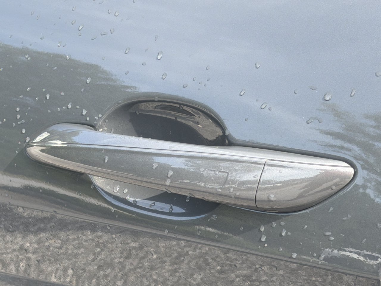 Used 2025 Hyundai Elantra Limited FWD image 32