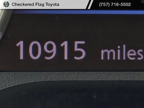 Used 2024 Nissan Sentra SR FWD image 10