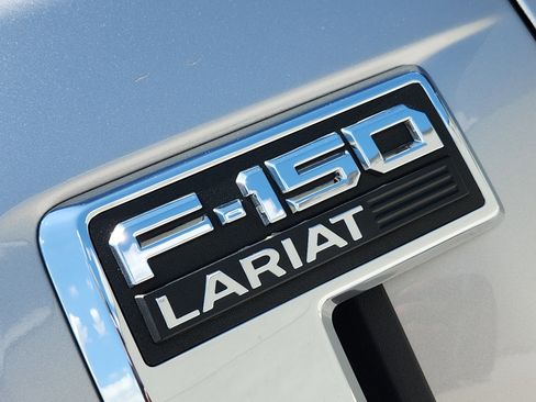 Used 2022 Ford F150 Lariat AWD/4WD image 12