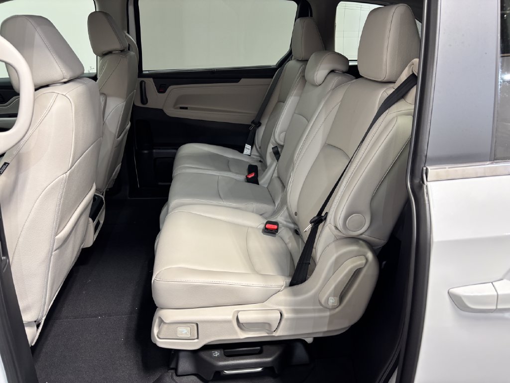 New 2027 Honda Odyssey EX-L image 17