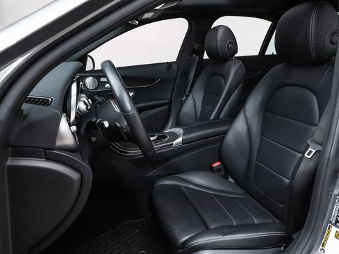 Used 2019 Mercedes-Benz C 300 4MATIC Sedan image 9