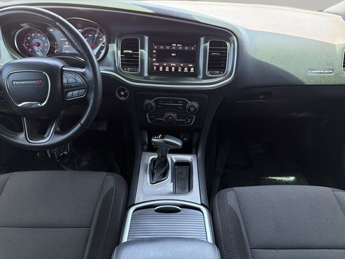 Used 2020 Dodge Charger SXT RWD image 14