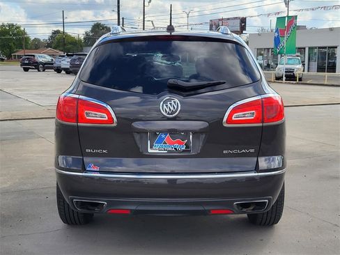 Used 2017 Buick Enclave Leather image 6