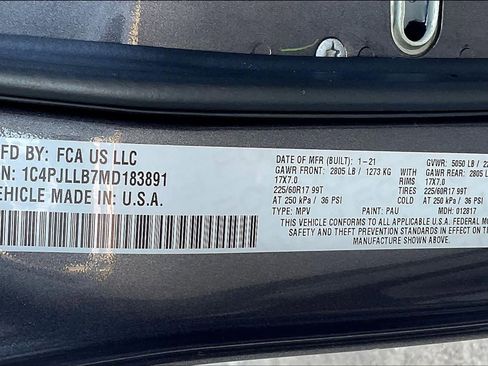 Used 2021 Jeep Cherokee Latitude Plus image 32