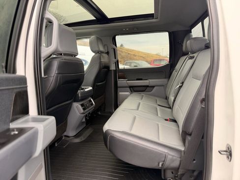 Used 2022 Ford F150 Lariat w/ Equipment Group 502A High image 28