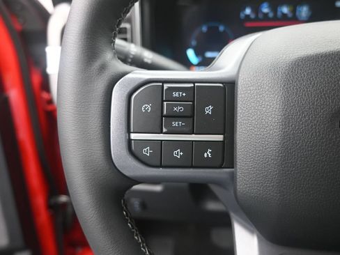 New 2026 Ford F250 Lariat w/ Black Appearance Package AWD/4WD image 7