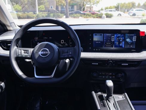 New 2026 Nissan Kicks SV w/ Cold Weather Package FWD image 22