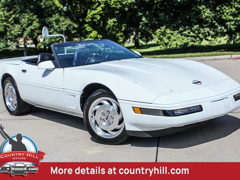 Used 1995 Chevrolet Corvette image 1