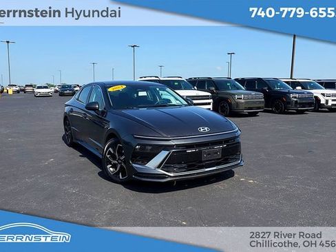 Used 2024 Hyundai Sonata SEL FWD image 1