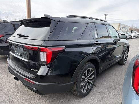 New 2026 Ford Explorer ST-Line AWD/4WD image 7