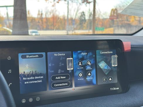 New 2026 Nissan Kicks SV w/ SV Premium Package image 23