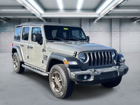 Used 2019 Jeep Wrangler Unlimited Sport S image 23