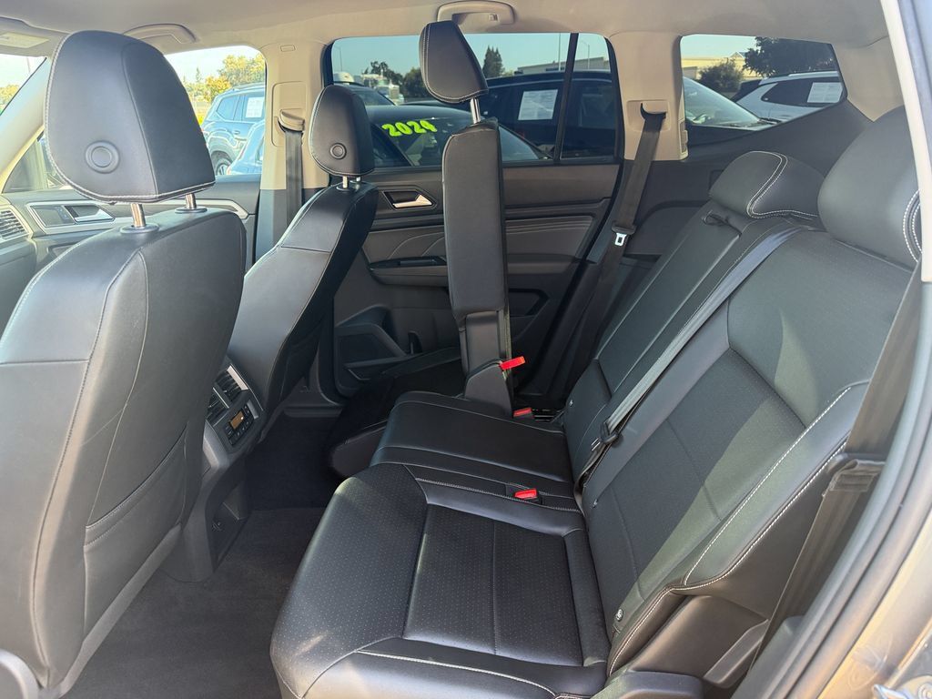 Used 2023 Volkswagen Atlas SE AWD/4WD image 24