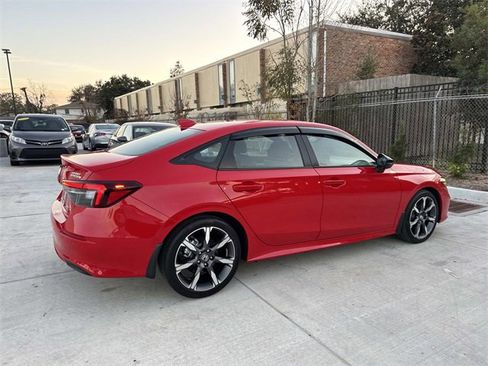 Certified 2025 Honda Civic Sport Touring image 7