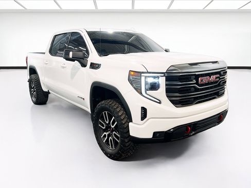 Used 2022 GMC Sierra 1500 AT4 AWD/4WD image 3