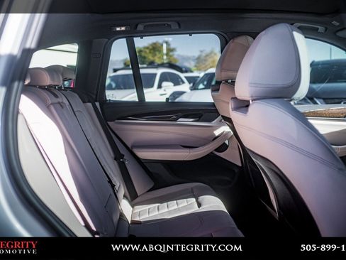 Used 2018 BMW X3 M40i w/ Premium Package image 39