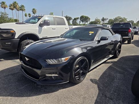 Used 2017 Ford Mustang Premium RWD image 3