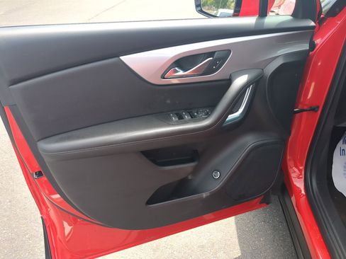 Used 2021 Chevrolet Blazer LT FWD image 21