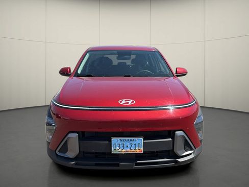 Used 2024 Hyundai Kona SE FWD image 2