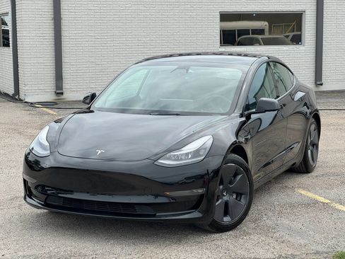Used 2022 Tesla Model 3 Long Range image 2