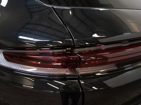 Certified 2024 Porsche Cayenne S image 12