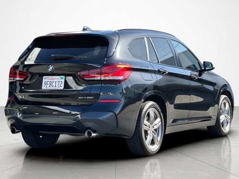 Used 2021 BMW X1 xDrive28i w/ M Sport Package AWD/4WD image 5