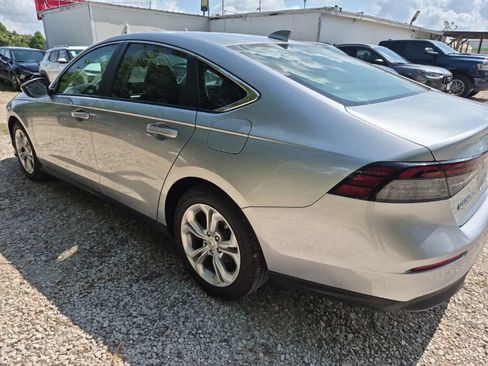 Used 2025 Honda Accord LX image 2