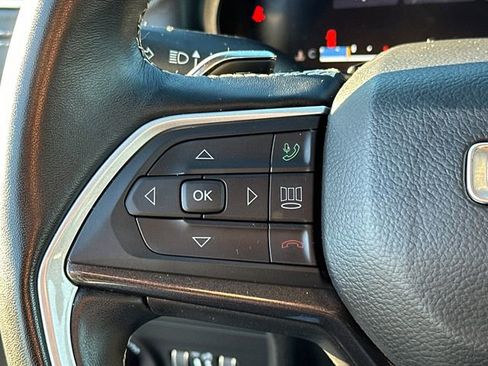 Used 2022 Jeep Grand Cherokee L Laredo w/ Luxury Tech Group I image 31