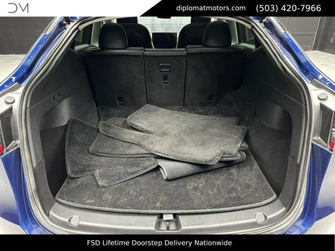 Used 2020 Tesla Model Y Long Range image 41