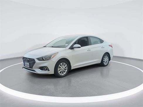 Used 2021 Hyundai Accent SEL image 4