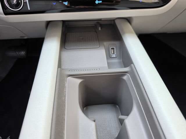 Used 2023 Hyundai Ioniq 6 SEL AWD/4WD image 36
