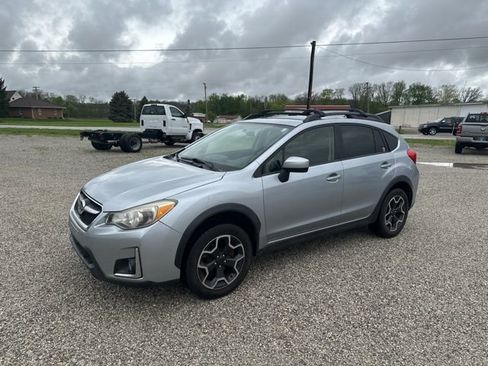 Used 2016 Subaru Crosstrek 2.0i Premium AWD/4WD image 4