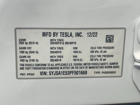 Used 2023 Tesla Model S Standard Range image 28