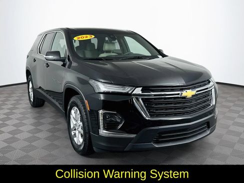 Used 2023 Chevrolet Traverse LS w/ Safety Package FWD image 3
